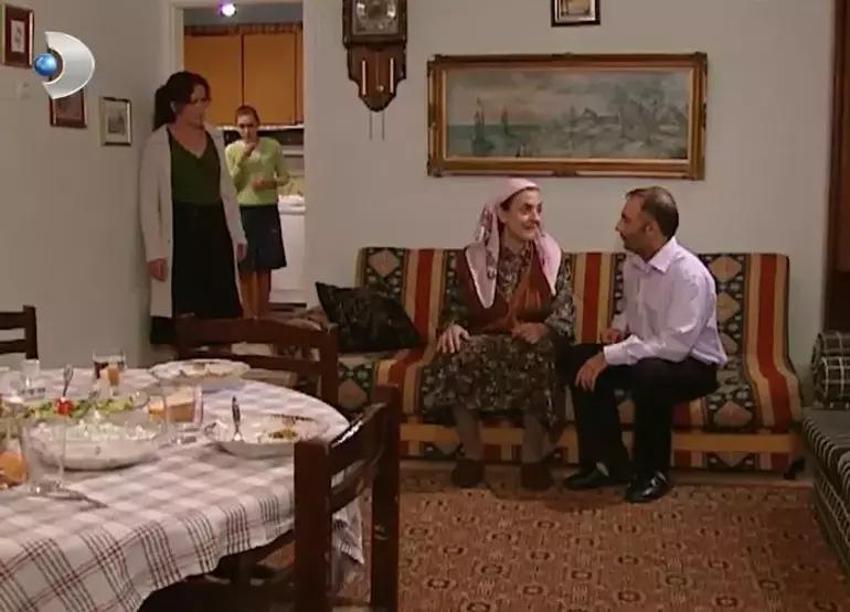 Yaprak Dökümü'nün iki eski oyuncusu bir araya geldi! Doğum gününde yalnız bırakmadılar