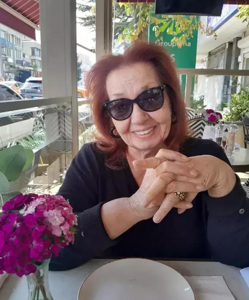 Yaprak Dökümü'nün iki eski oyuncusu bir araya geldi! Doğum gününde yalnız bırakmadılar