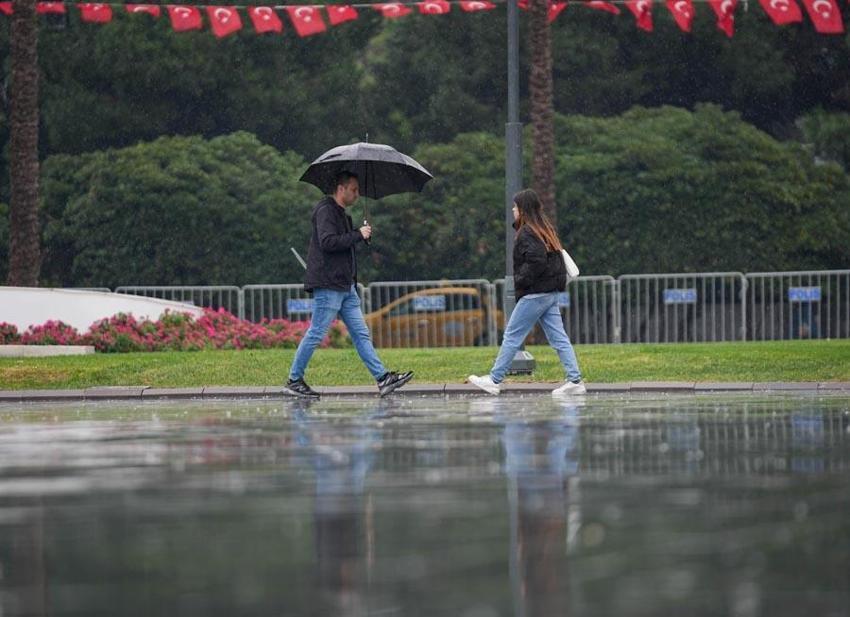 Son hava durumu raporu açıklandı Meteoroloji sağanak yağışlara karşı uyardı