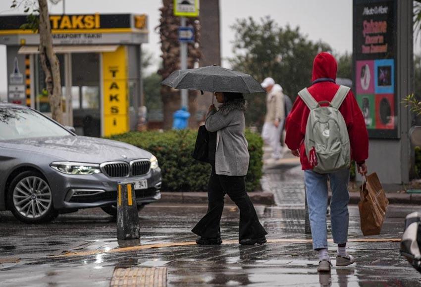 Son hava durumu raporu açıklandı Meteoroloji sağanak yağışlara karşı uyardı