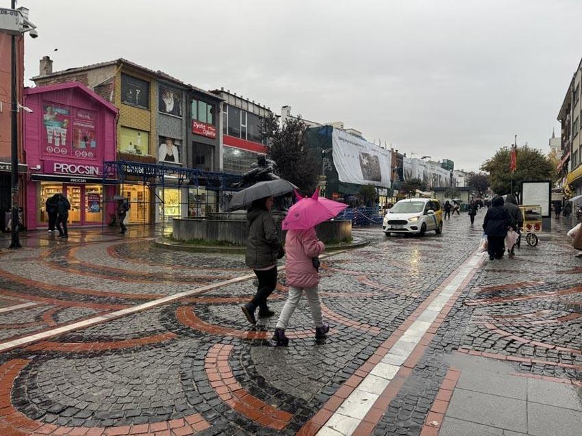 Son hava durumu raporu açıklandı Meteoroloji sağanak yağışlara karşı uyardı