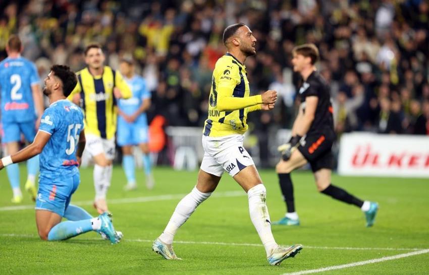 Mourinho'yu pişman etti, bu kadarını beklemiyordu! Cenk Tosun, Levent Mercan'ın hareketi olay oldu