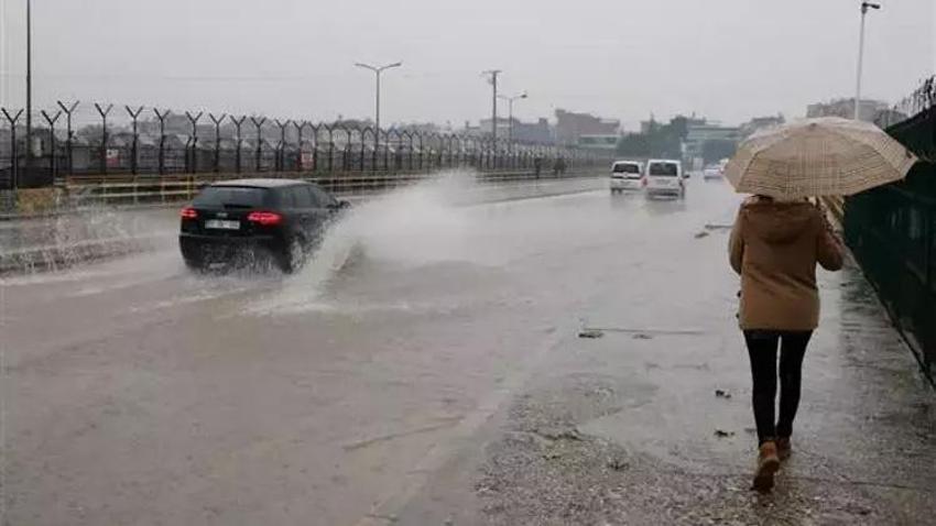 Meteoroloji uyardı, Adana'ya kuvvetli yağış geliyor: Sel ve su baskınlarına dikkat!