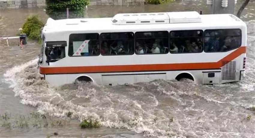 Meteoroloji uyardı, Adana'ya kuvvetli yağış geliyor: Sel ve su baskınlarına dikkat!