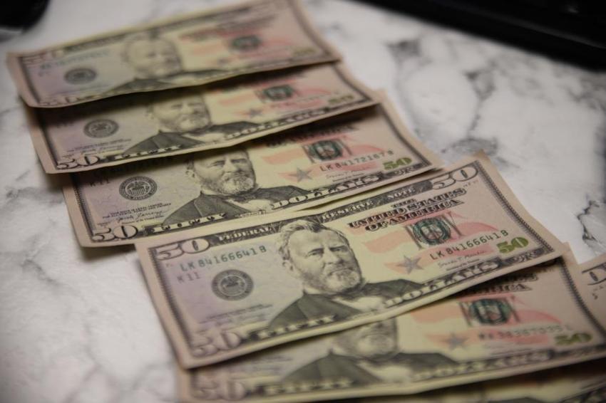 Yazılım hatası pahalıya patladı! Sahte dolarlar dövizcinin elinde kaldı
