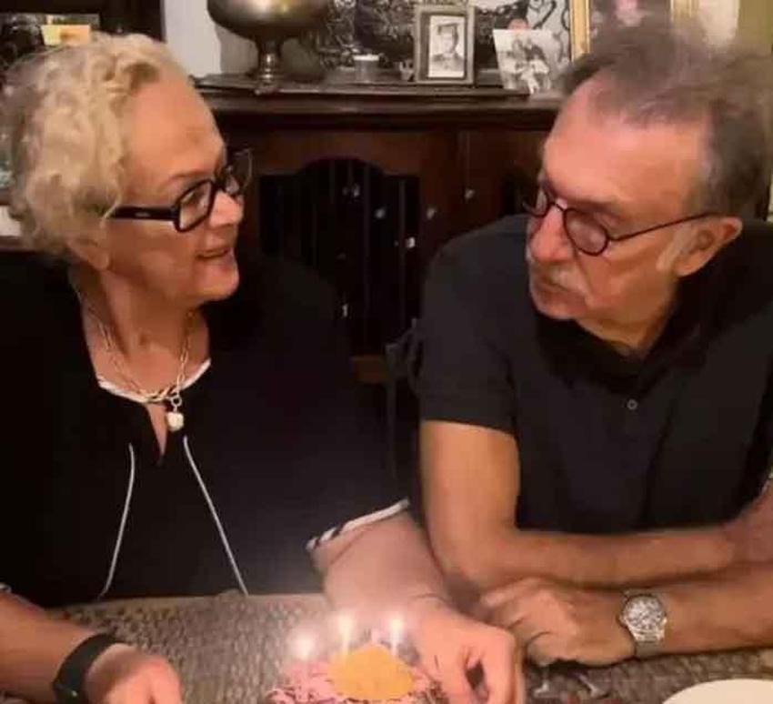 Serdar Ortaç'tan nostaljik paylaşım: 'İlk arabam çekmece 1989'