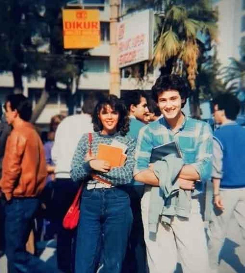 Serdar Ortaç'tan nostaljik paylaşım: 'İlk arabam çekmece 1989'