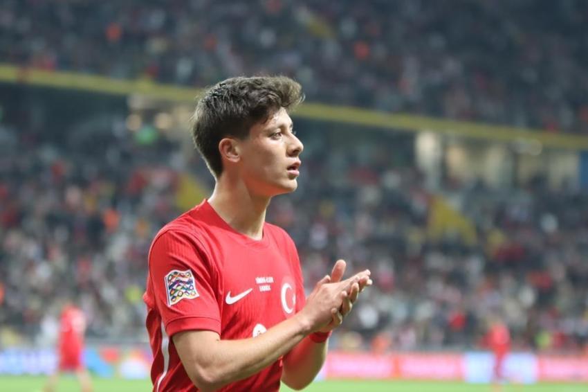 Karadağ maçı öncesi A Milli Takım'da alarm! Montella kadroyu değiştirdi, Arda Güler, Kenan Yıldız sürprizi