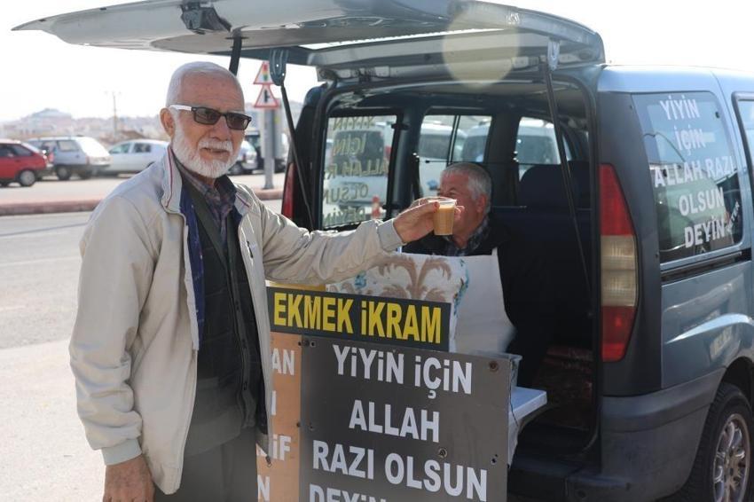 Bir hastalık geçirdi hayatı değişti! Yaşlı çift 7 yıldır her gün bunu yapıyor