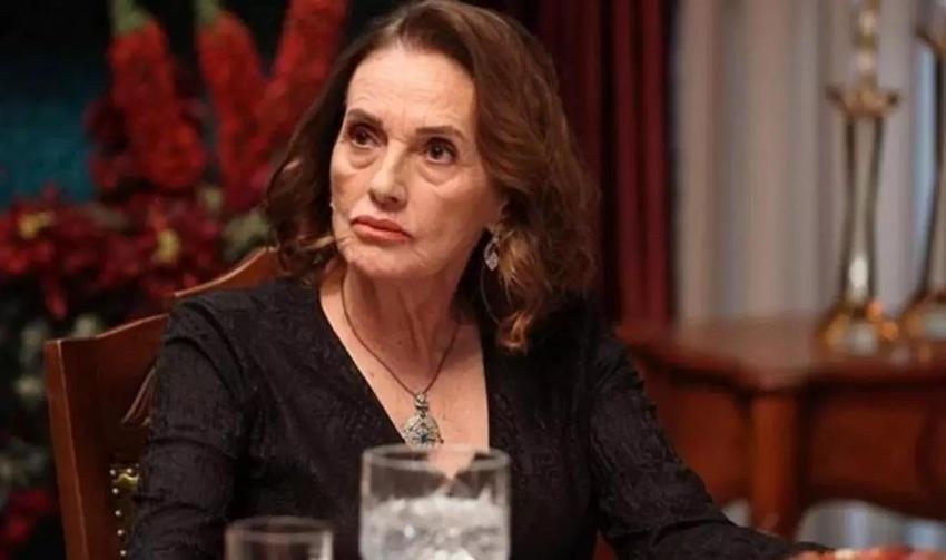 Ezgi Mola'nın kaynanası oldu! Nur Sürer yeni dizisini açıkladı