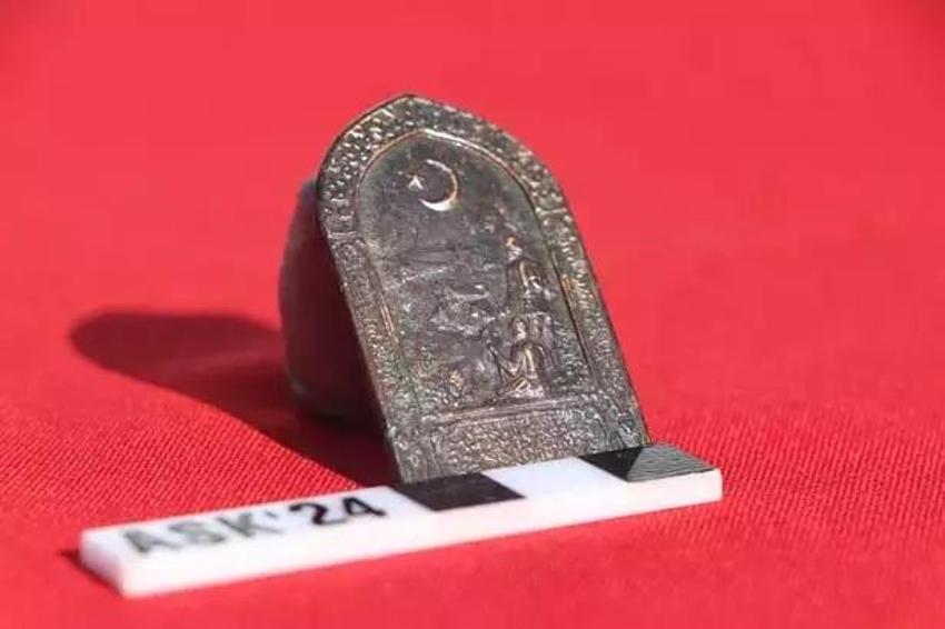 10 bin yıllık kentteki kazı çalışmalarında ortaya çıktı! Çanakkale gazisine ait