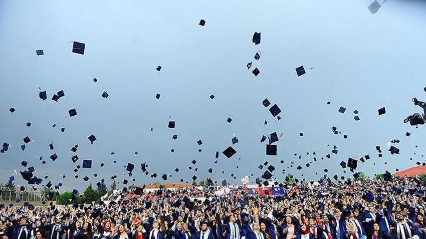 Adana’da yaşayan üniversite öğrencileri anlattı! 'Sadece ulaşım masraflarım bin TL tutuyor'
