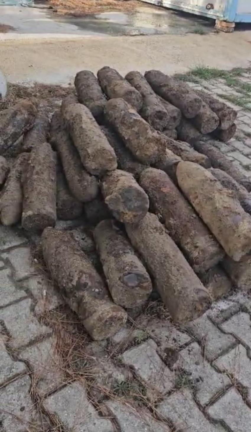 Belediye ekipleri kanalizasyon çalışması yaparken buldu! Bir kent bunu konuşuyor: 109 yıllık cephanelik ortaya çıktı