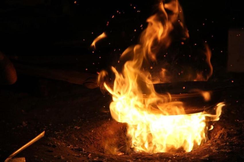 Çorum'da bu işi yalnızca o yapıyor! Ateşin başında adeta nakış gibi işliyor 