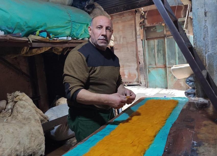 Keçe mesleğinin son temsilcisi: 40 yıldır el emeği göz nuru keçeler üretiyor