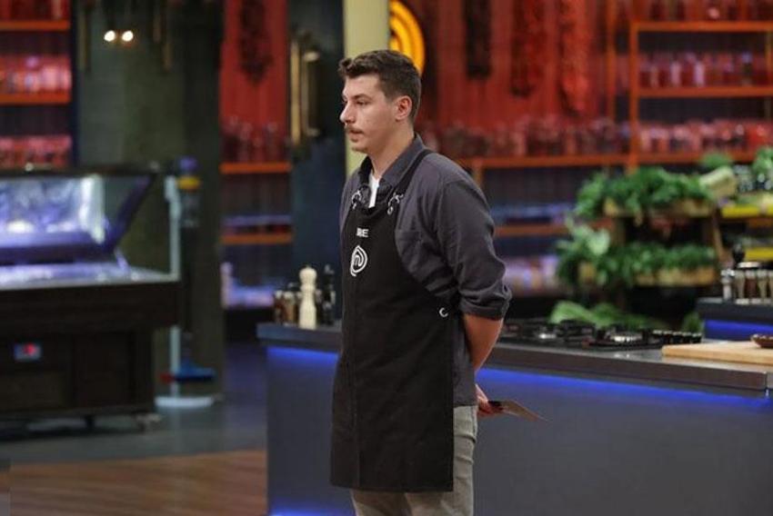 Masterchef'te 3. eleme adayı belli oldu! Yarışmada kıran kırana mücadele