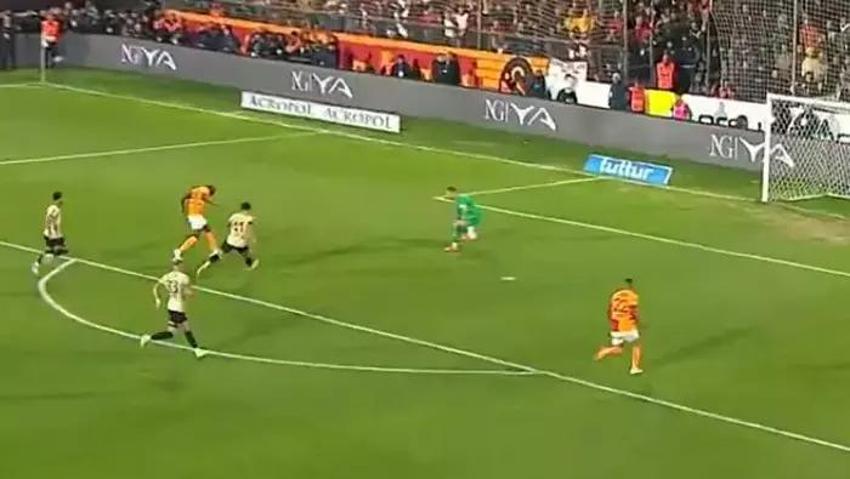 Bodrum Galatasaray maçında yıldız oyuncu taraftarlara saç baş yoldurttu: Osimhen'den al da at pası