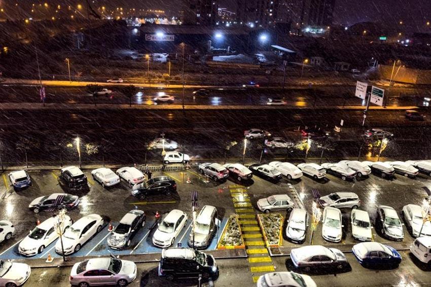 Kar yağışı etkili olmaya başladı! Şehirler beyaza büründü trafiklte aksamalar meydana geldi