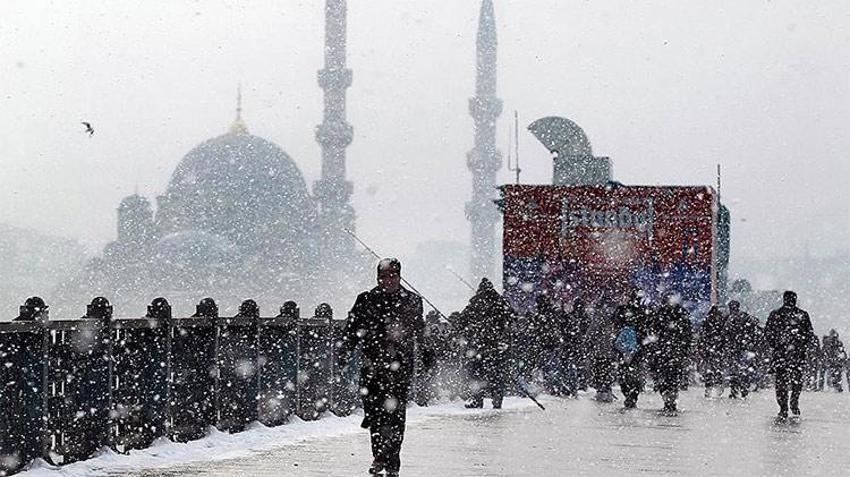Yoğun kar yağışı sonrası çok sayıda ilde eğitime ara verildi! İşte o il ve ilçeler...