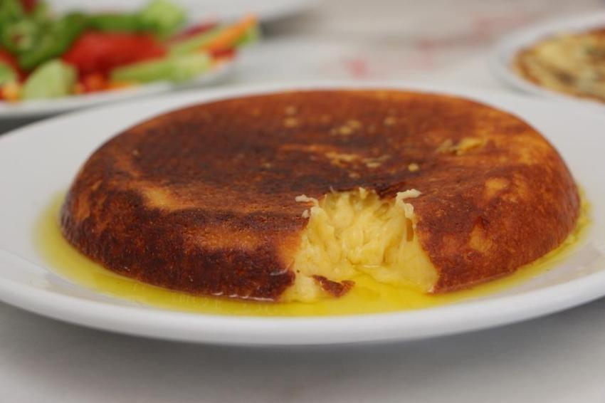 Bu da kızarmış kuymak! Yüzyıllık lezzetin bir çeşidi daha çıktı
