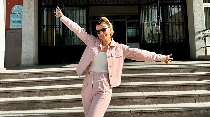 Eskişehir'de Dünya ve Avrupa tekvando şampiyonu öğretmen uçarak ders veriyor