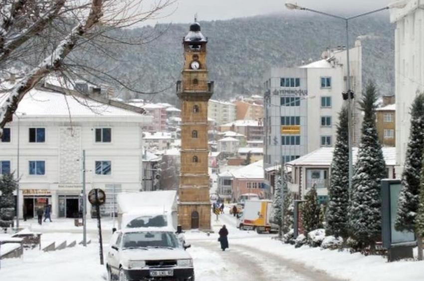 Kuvvetli kar yağışı 24 ilde kar tatili getirdi