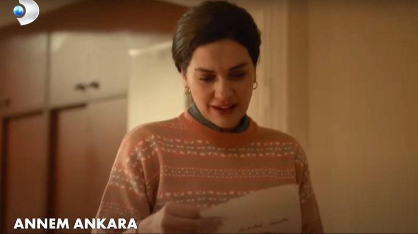 Bergüzar Korel'den Annem Ankara Zuhal'e mesaj var!