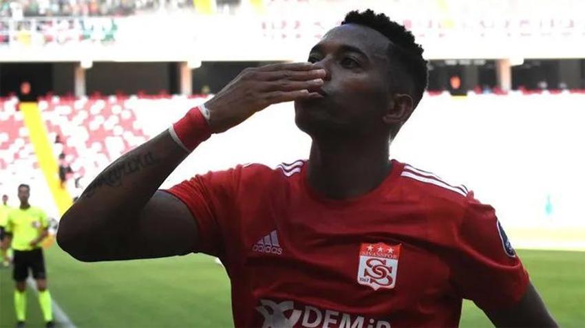 Dünyanın en çok bonservis ödenen 100 futbolcusu belli oldu!