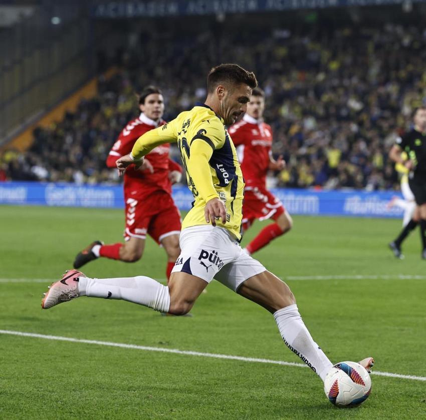 Cengiz Ünder değil İsmail Yüksek ayrılıyor! Fenerbahçe'yi yıkan haber, yeni takımını açıkladılar