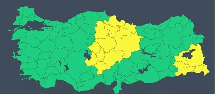 Sıcaklık değişmiyor, hava kar topluyor! Meteoroloji saat saat uyardı: 3 ilde bu kez kuvvetli geliyor