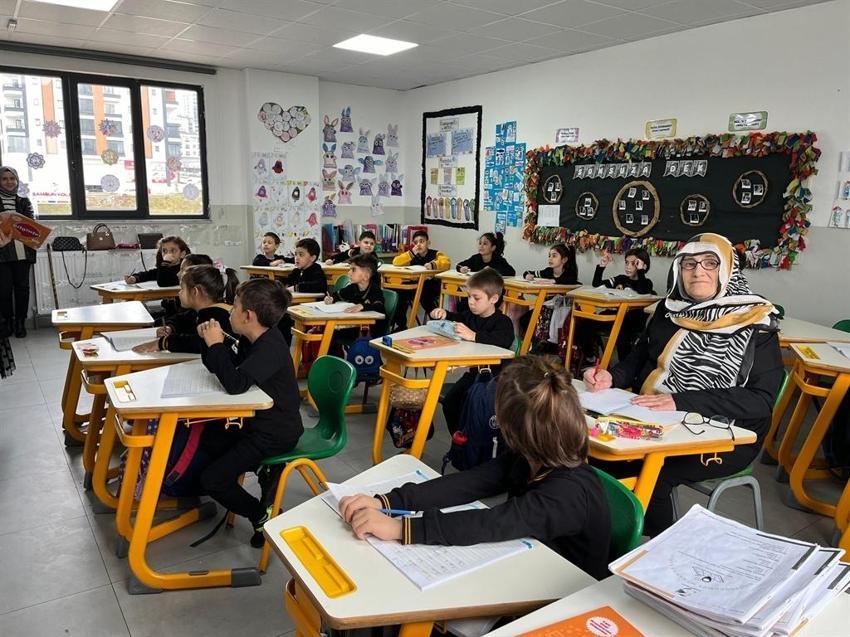 Babasının kurbanı oldu! 81 yaşında hayalini gerçekleştirdi