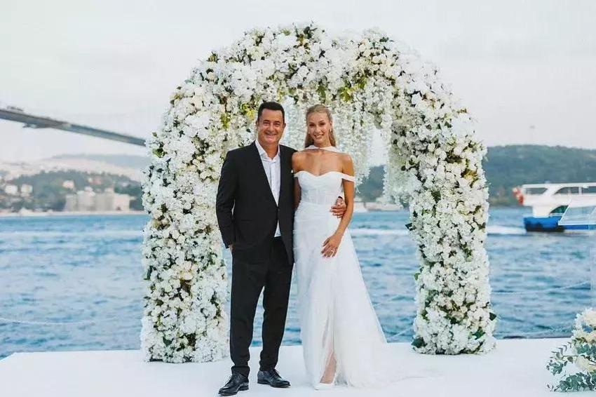 2024 yılında evlenen ünlüler: Türkiye'de ve dünyada büyük ilgi gördü