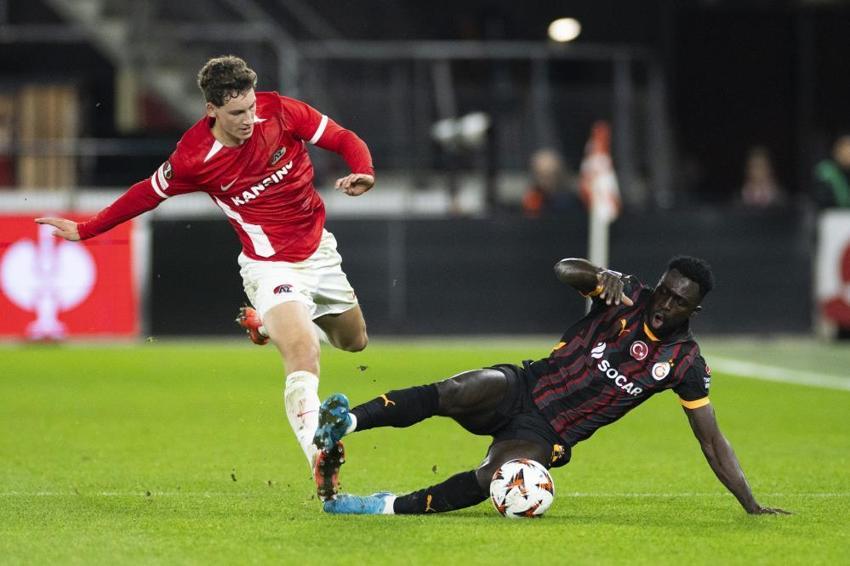 Galatasaray, Hollanda'dan namağlup dönüyor!