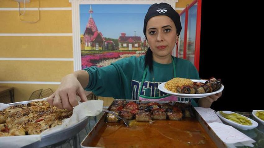 Hataylı anne eşini depremde kaybetti ama çocukları için yaşam mücadelesini kaybetmedi