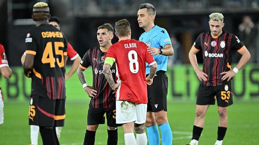 Batshuayi trip attı, Hakim Ziyech uyuya kaldı! Galatasaray-AZ Alkmaar maçında olay görüntü