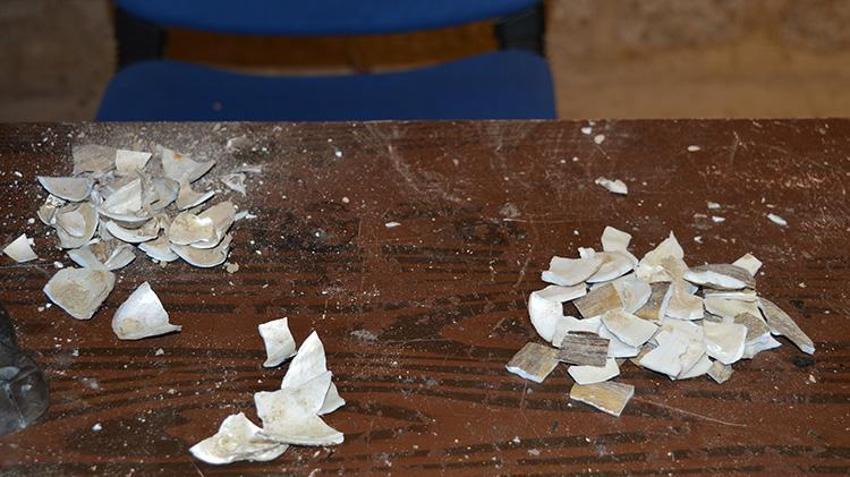 Osmanlı saraylarını süsleyen sedef ve kakma ürünleri Mardin'in dini ve etnik kültürü ile ahşapta yeniden hayat buluyor