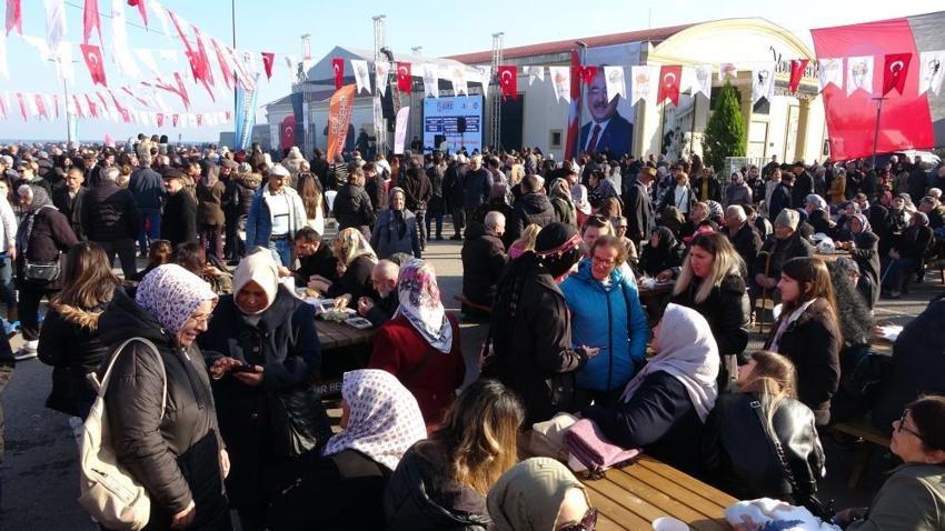Ordu'da gerçekleştirilen 'Hamsi Festivali'nde 10 ton hamsi tüketildi