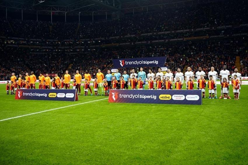 Galatasaray Eyüpspor maçında gol düellosu!