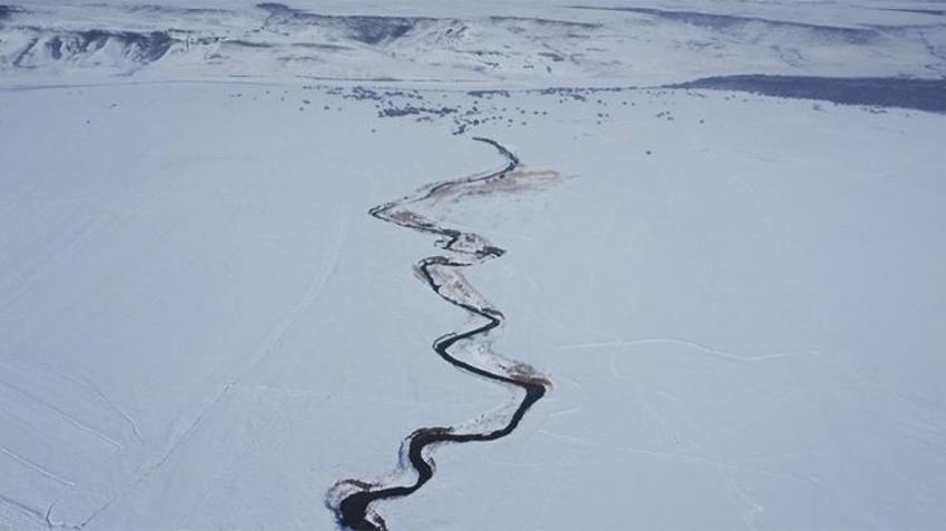 Lapa lapa kar yağışı batıya ilerliyor, 15 yıldır böylesi görülmedi! Dondurucu soğuk bastıracak, kar günlerce yerde kalacak 