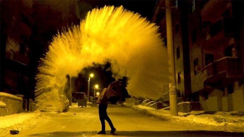 Lapa lapa kar yağışı batıya ilerliyor, 15 yıldır böylesi görülmedi! Dondurucu soğuk bastıracak, kar günlerce yerde kalacak 