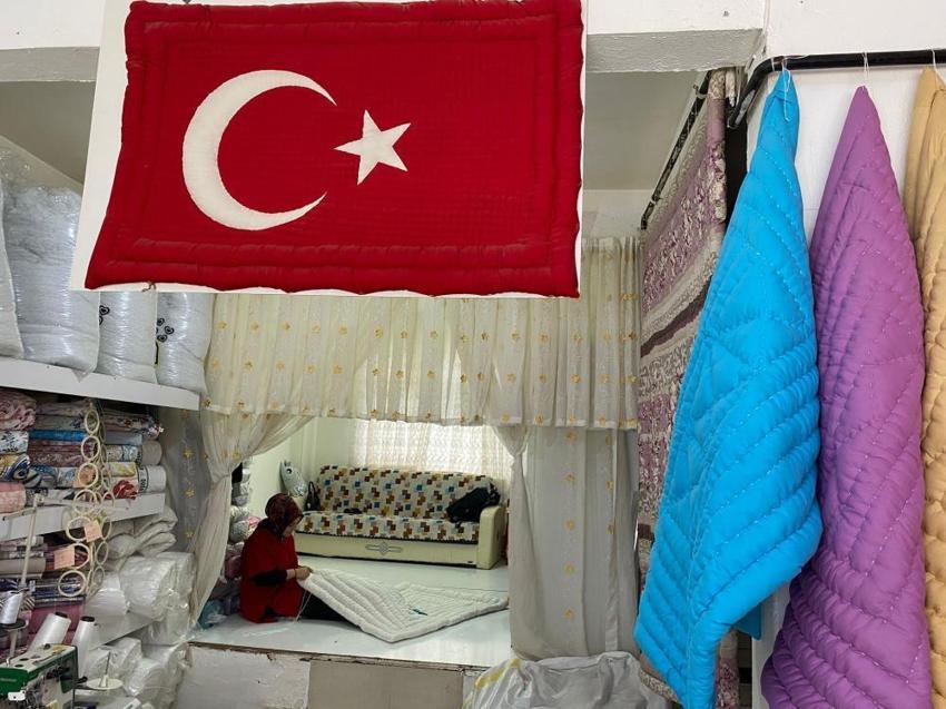 Yozgat'ta annesinden öğrendiği yorgancılığı mesleğe dönüştürdü