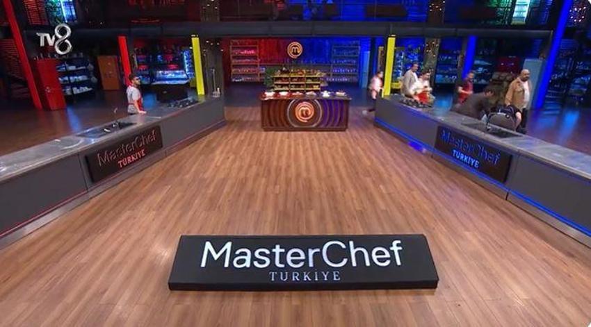 Masterchef'te eleme adayı belli oldu! Beyza bir anda yere yığıldı, stüdyoda korkutan anlar
