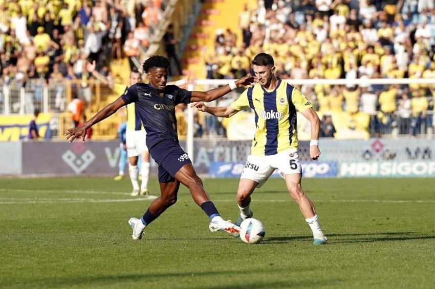 Edin Dzeko 'Fenerbahçe'ye şampiyonluk sözüm var' deyip 8 milyon euroluk teklifi reddetmiş