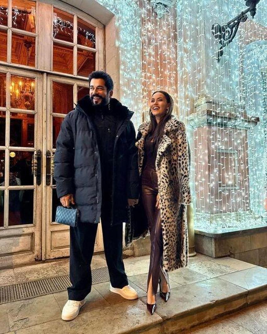 Fahriye Evcen Moskova soğuğunda aşka geldi!