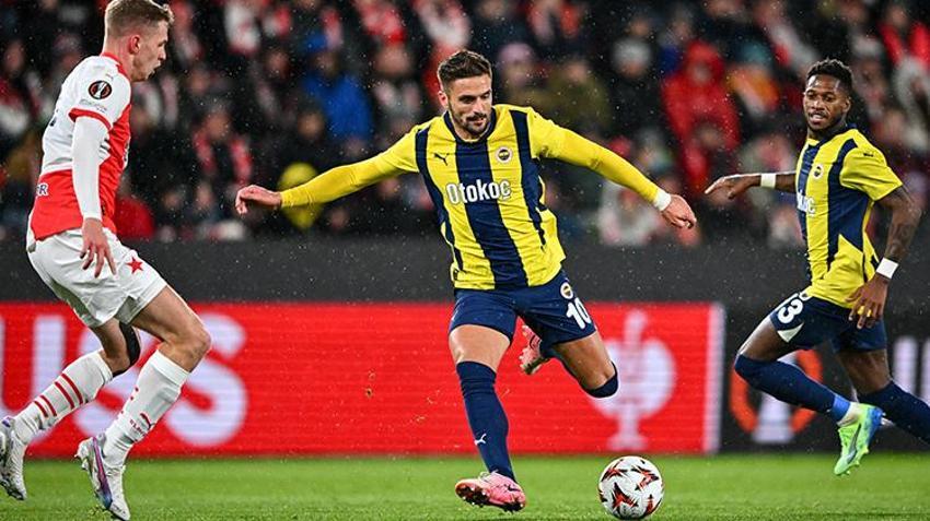 Cengiz Ünder, İrfan Can Kahveci derken Mourinho kapıyı gösterdi: Kendine başka takım bul