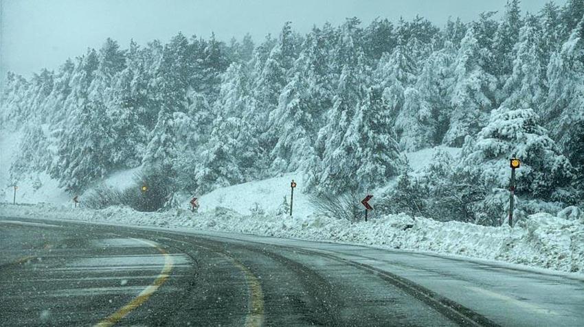 Lapa lapa kar yağışı, gök gürültülü sağanak yağmur ve kuvvetli rüzgar geliyor! Meteoroloji yaşanabilecek olumsuzluklara karşı illeri uyardı