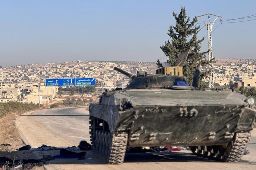 Başkent Şam kuşatıldı, muhalifler başkente girmeye başladı