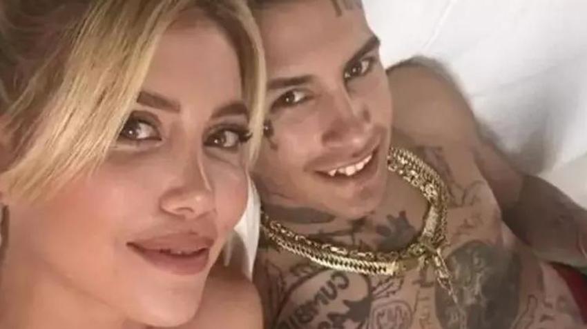 Wanda Nara, Icardi sonrası aşkını böyle ilan etti! 13 yaş küçük sevgiliyle özel poz
