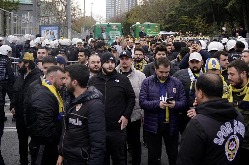 Beşiktaş Fenerbahçe maçı! Derbide 3 puan Kara Kartal'ın