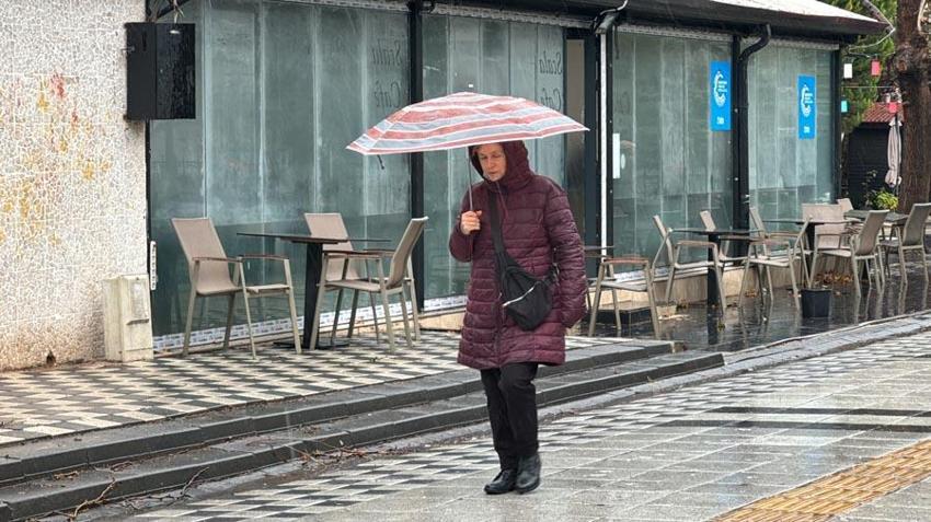 Meteoroloji son hava tahmin raporunu yayınladı birçok ili uyardı: Pazar günü etkili olacak, dikkatli ve tedbirli olun...